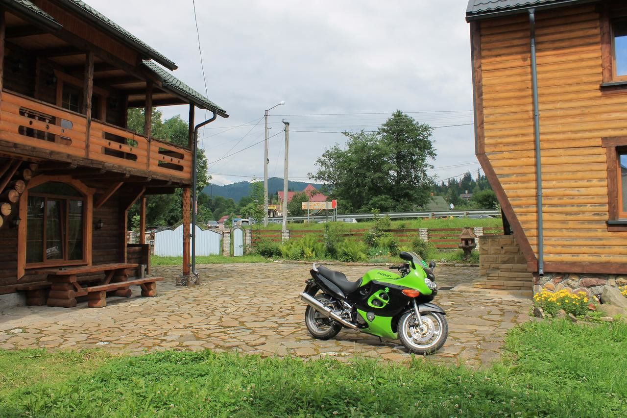 Гостевой дом Cottage u Yaremy Mykulychyn Микуличин-30