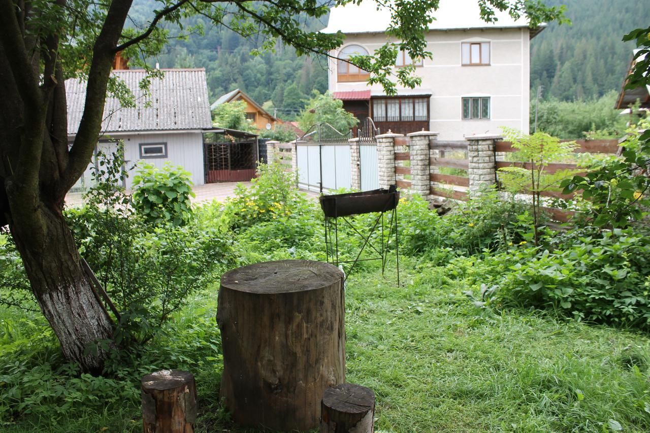 Гостевой дом Cottage u Yaremy Mykulychyn Микуличин-39