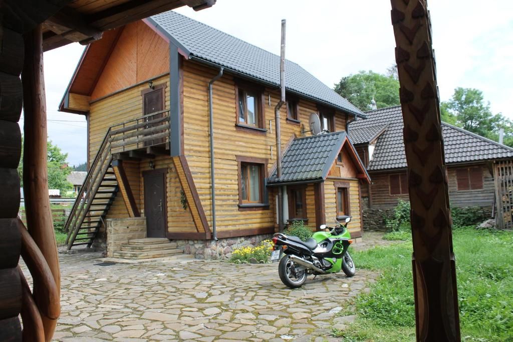 Гостевой дом Cottage u Yaremy Mykulychyn Микуличин-59